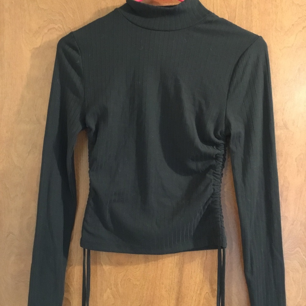 Rue21 Black Ruched Long Sleeve Blouse